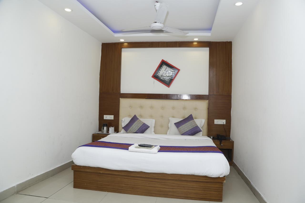 Vishal Hotel By Comfort Rooms New Delhi Eksteriør bilde